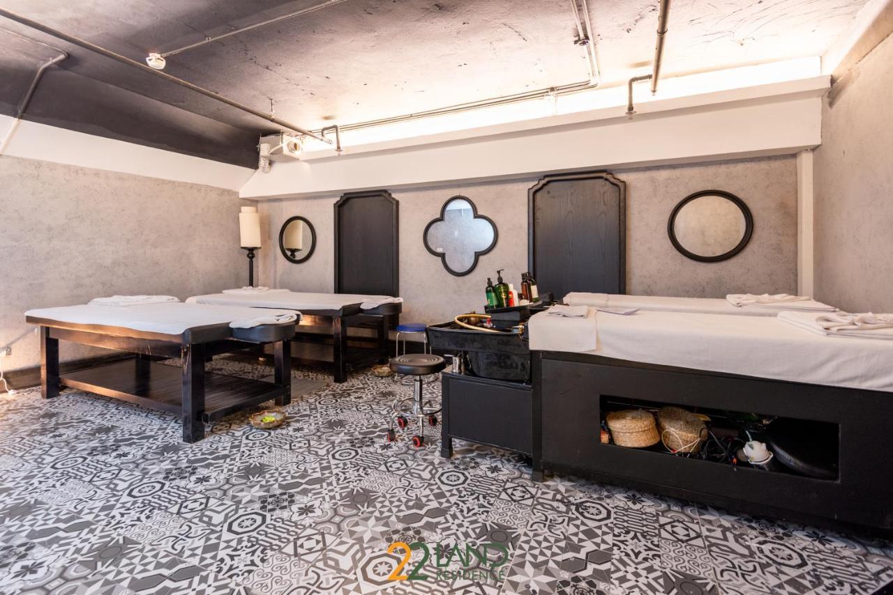 22Land Residence Hotel & Spa 52 Ngo Huyen Hanoi Dış mekan fotoğraf