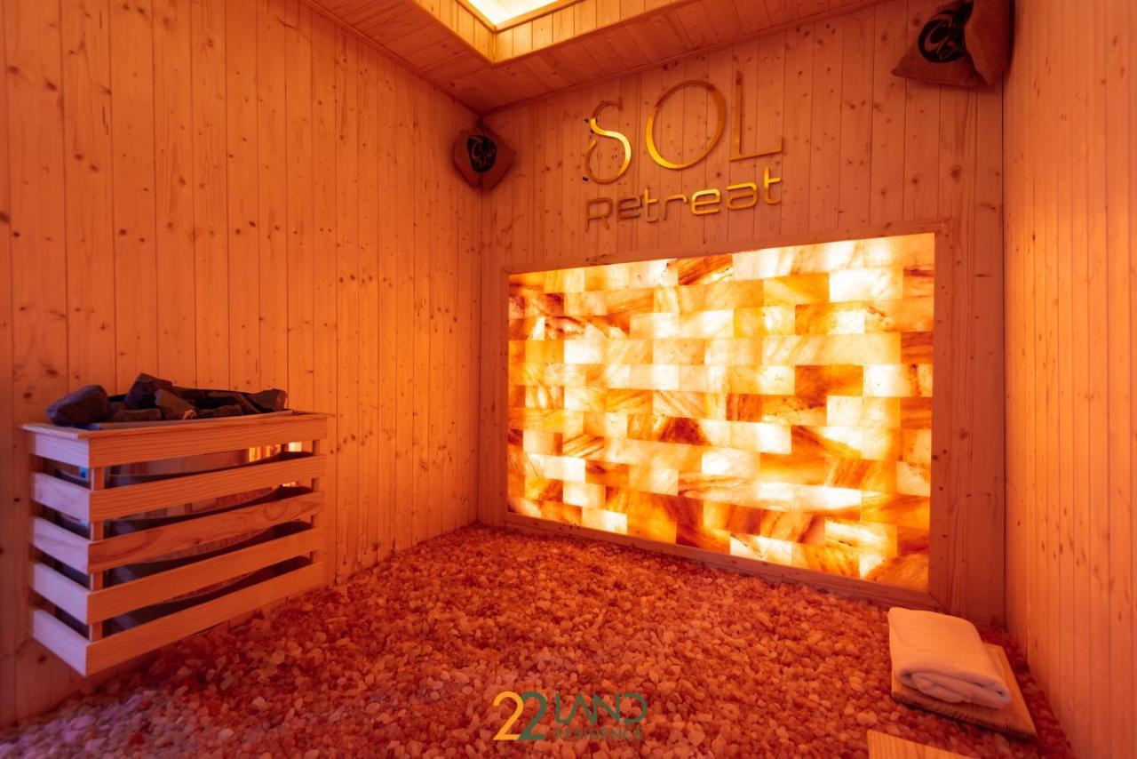22Land Residence Hotel & Spa 52 Ngo Huyen Hanoi Dış mekan fotoğraf