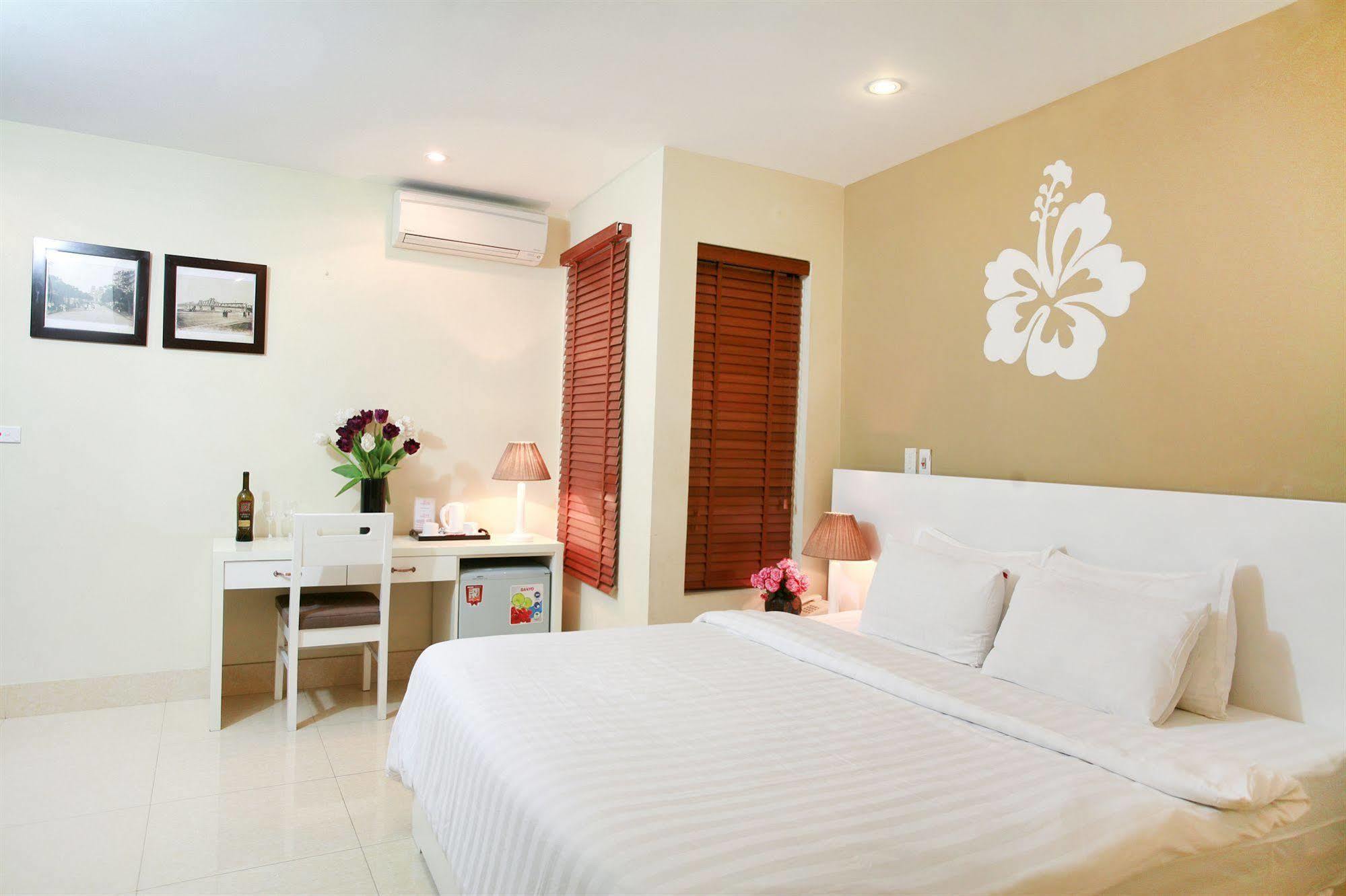 22Land Residence Hotel & Spa 52 Ngo Huyen Hanoi Dış mekan fotoğraf
